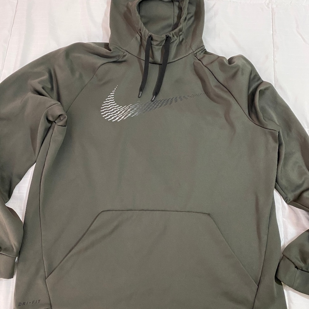 Nike Dri-fit hoodie